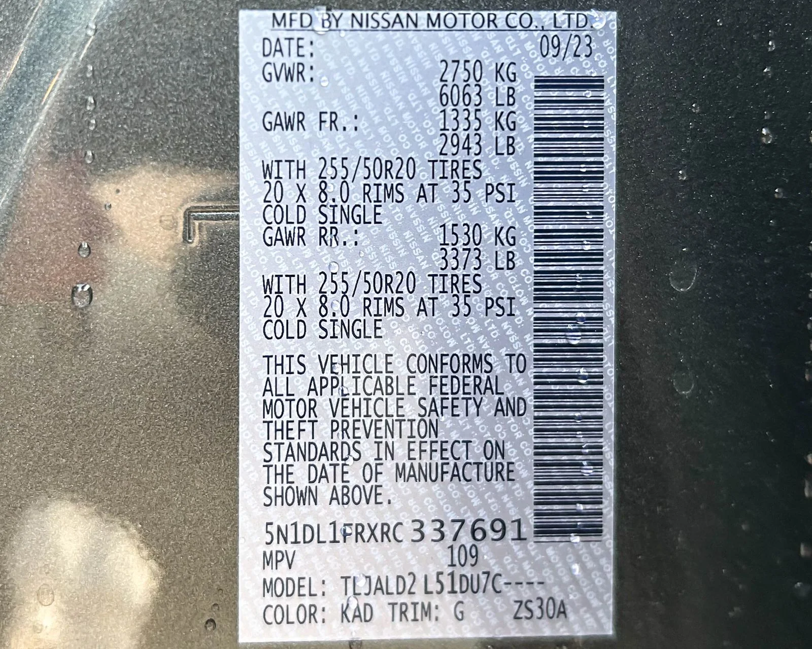 Certified Used 2024 Gray INFINITI LUXE image 26