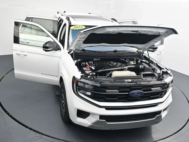 Used 2025 White Ford Platinum image 45