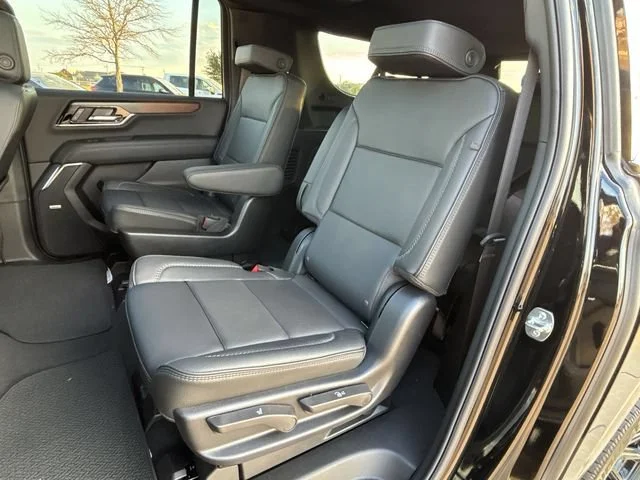 2026 GMC Yukon XL Denali - Photo 26