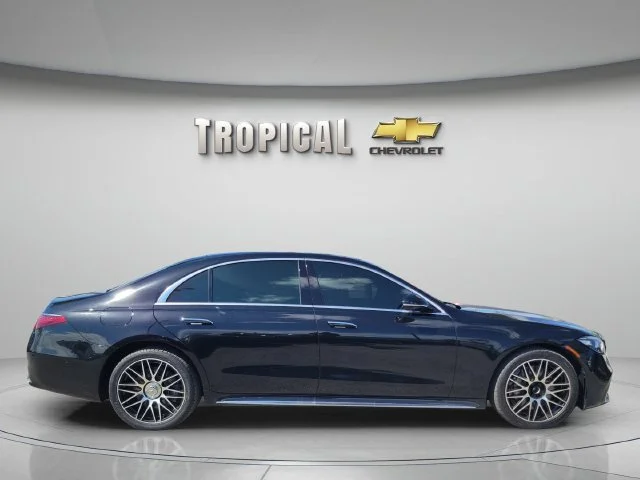 Used 2022 Black Mercedes-Benz S 580 image 11
