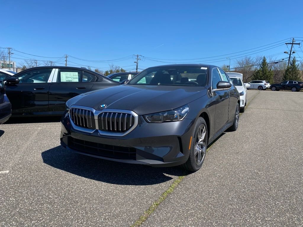2026 BMW 5 Series 530i xDrive Sedan's photo