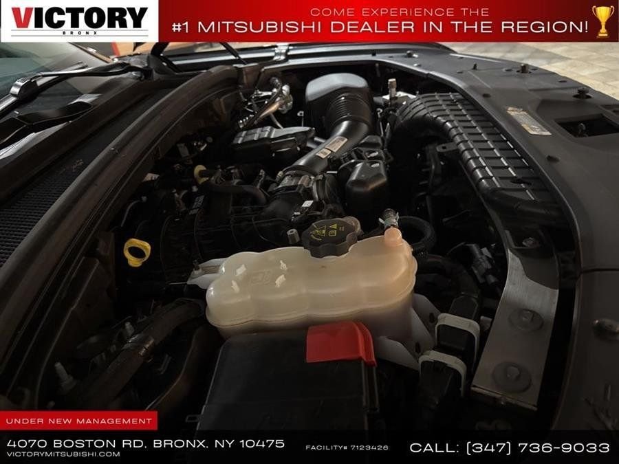 Used 2023 Black Jeep Limited image 39