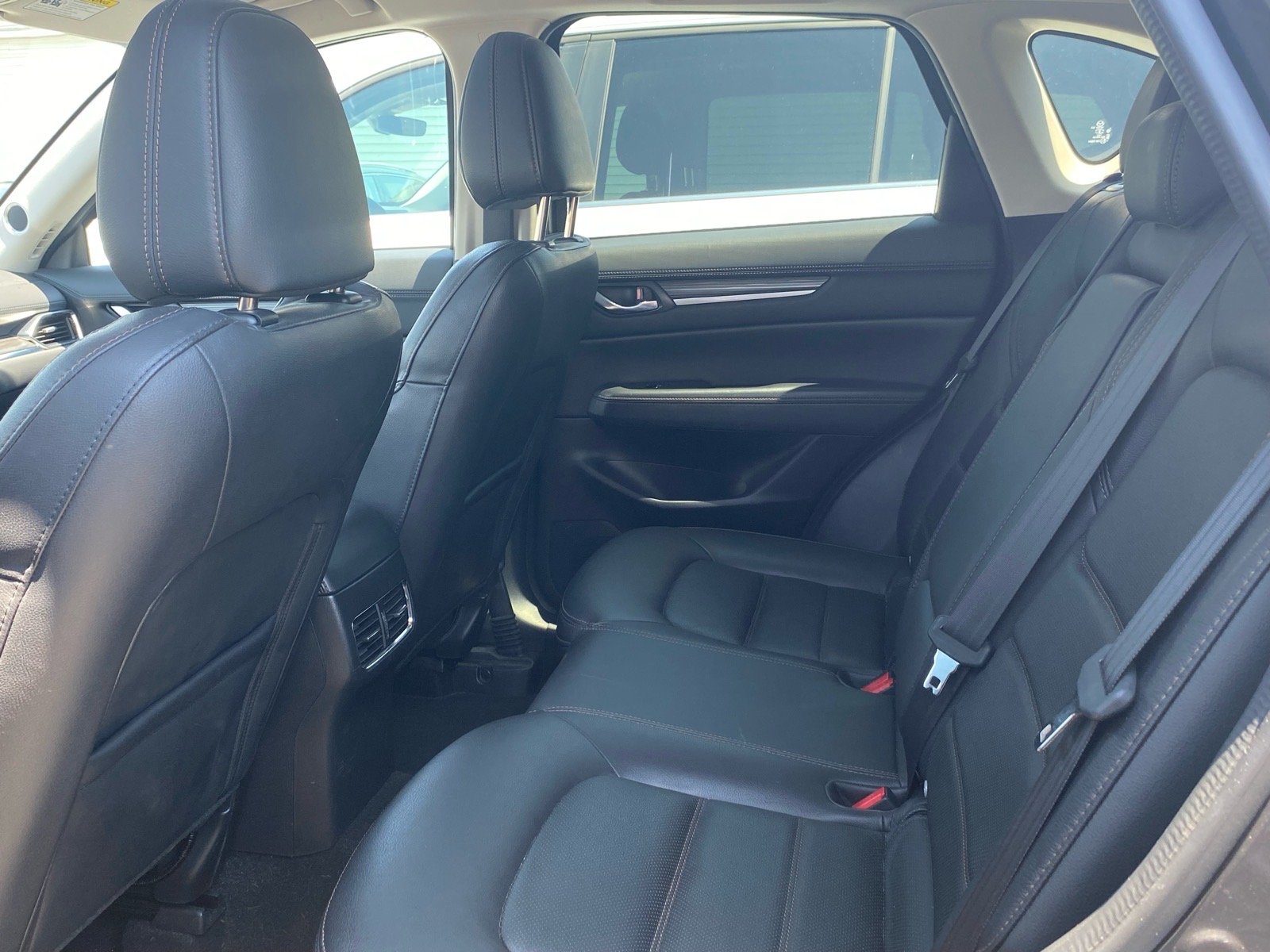 Used 2018 Gray Mazda Grand Touring image 17