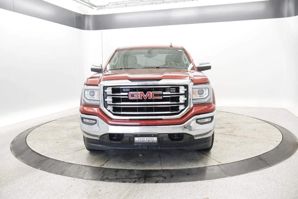 Used 2018 Red GMC SLT image 8
