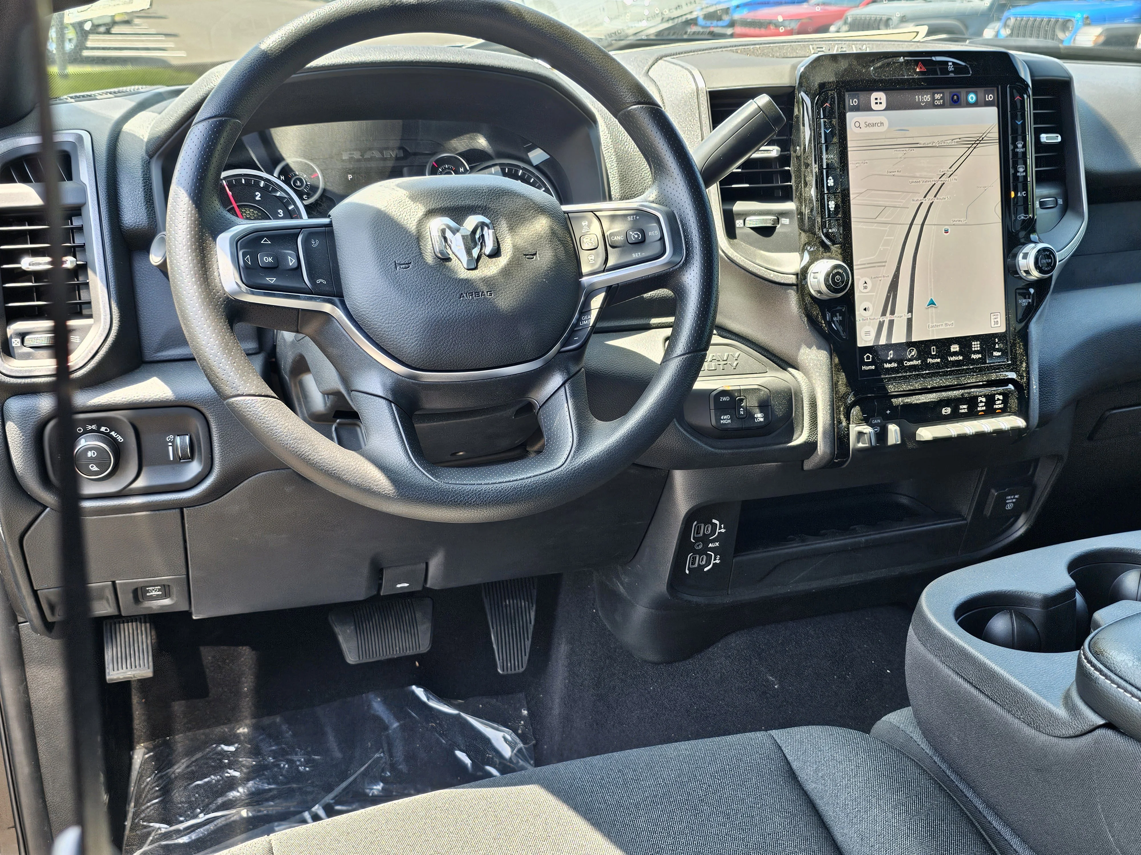 2025 RAM 2500 Tradesman - Photo 34