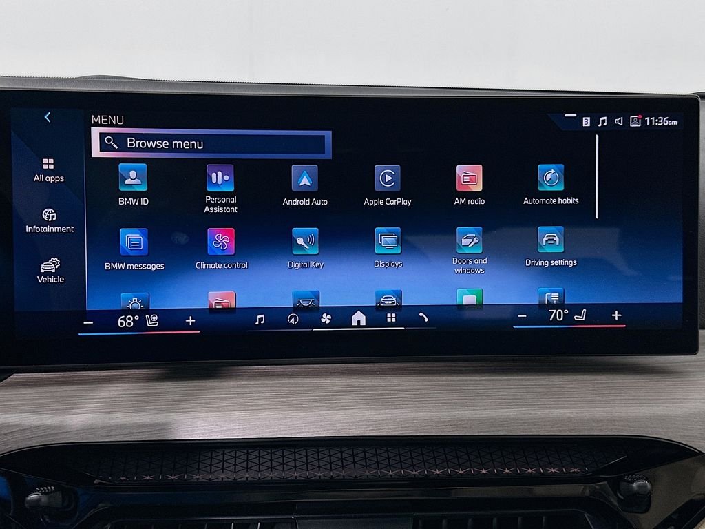 2025 BMW 3 Series 330i - Photo 15