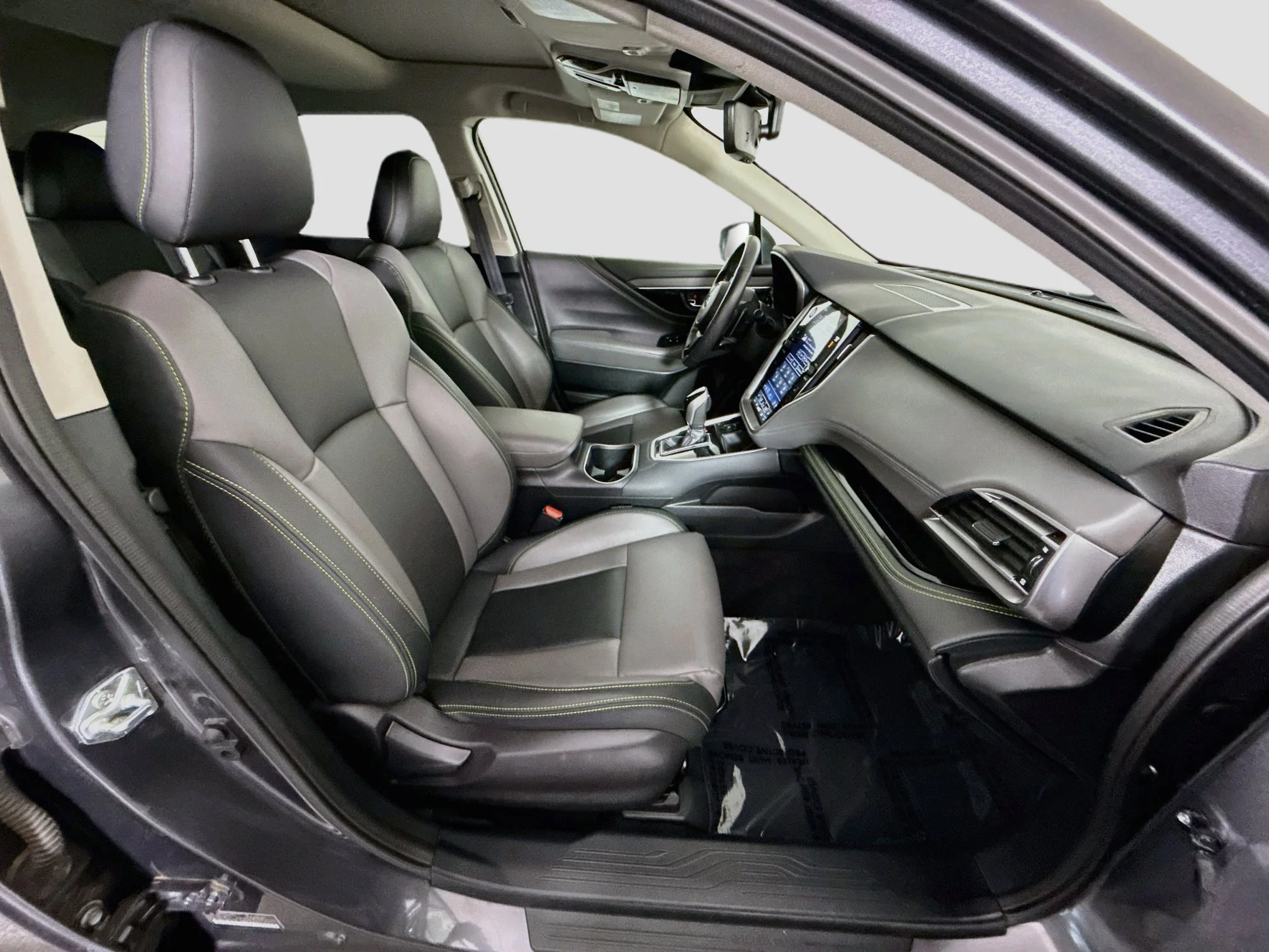 Used 2025 Magnetite Gray Metallic Subaru Onyx Edition image 25