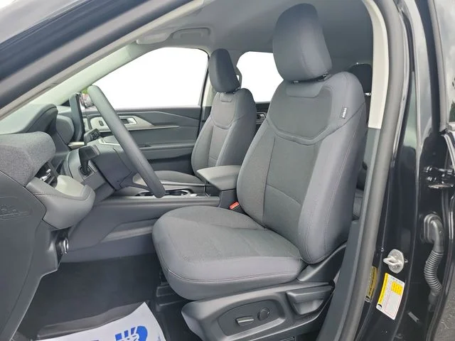 2026 Ford Explorer Active - Photo 10