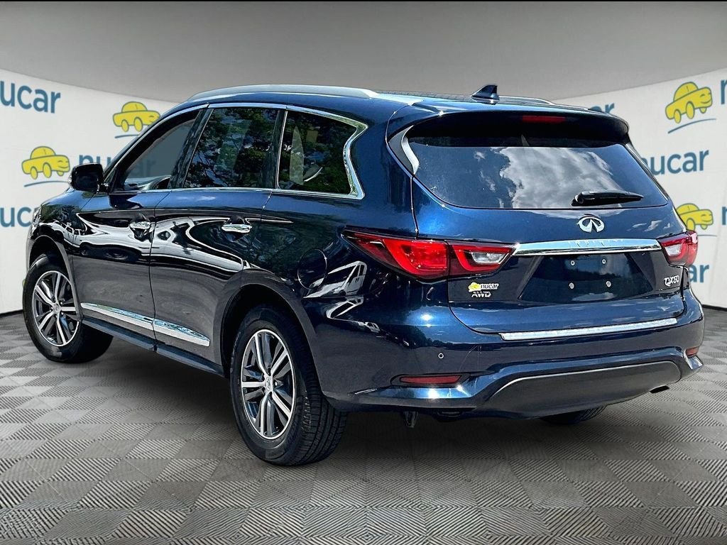Used 2020 Hermosa Blue INFINITI LUXE image 4
