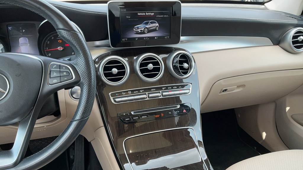 Used 2019  Mercedes-Benz GLC 300 image 8
