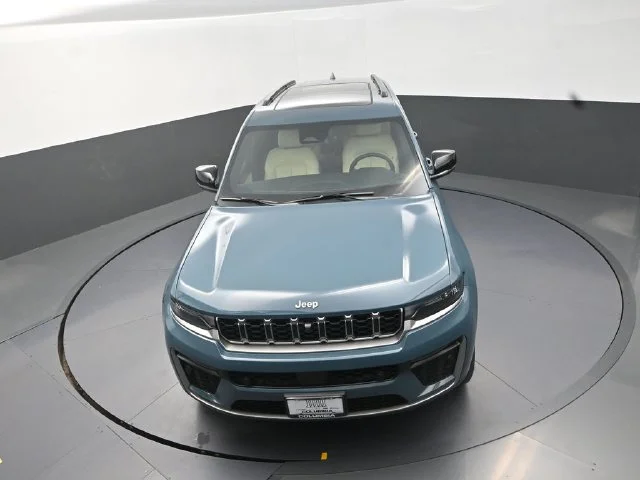 New 2026 Steel Blue Exterior Paint Jeep Limited image 11