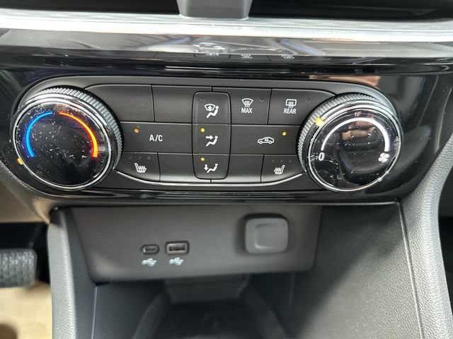 2026 Buick Encore GX Sport Touring - Photo 19