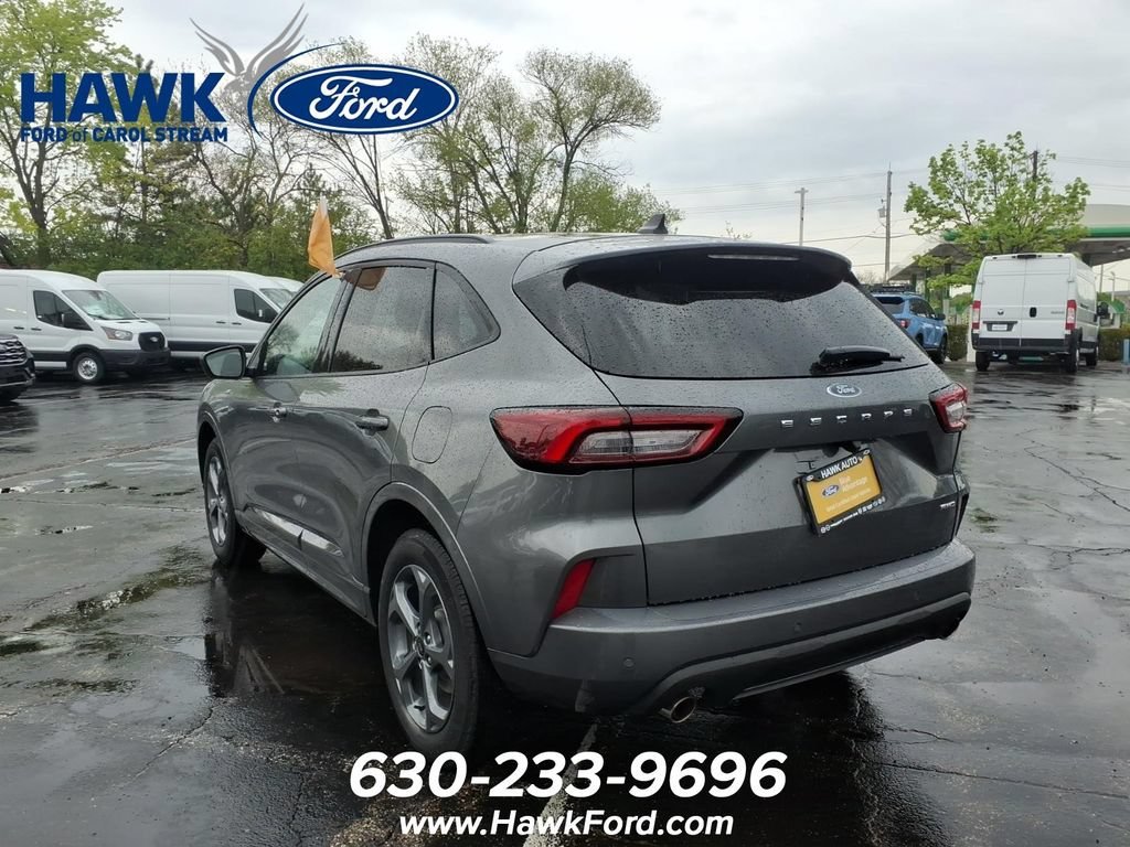 Certified Used 2024 Gray Ford ST-Line image 5
