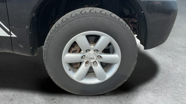 Used 2011 Black Nissan S image 23