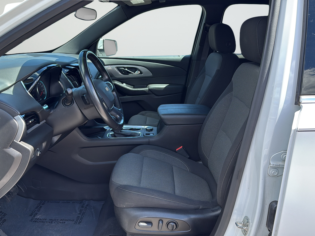 Used 2022 White Chevrolet LT image 10