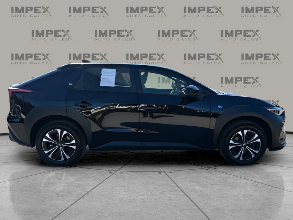 Used 2023 Black Subaru Premium image 6