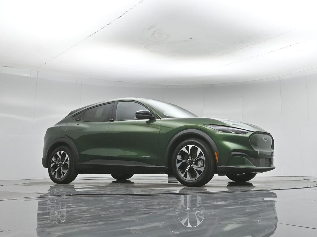 New 2026 Eruption Green Metallic Ford Select image 3