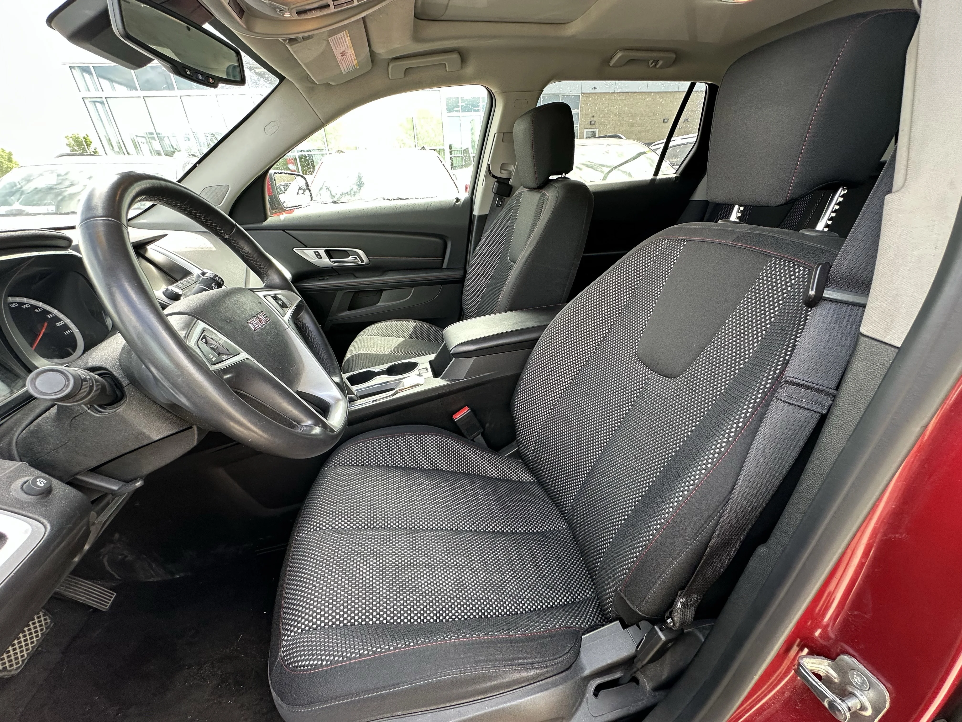 Used 2014 Red GMC SLE image 10