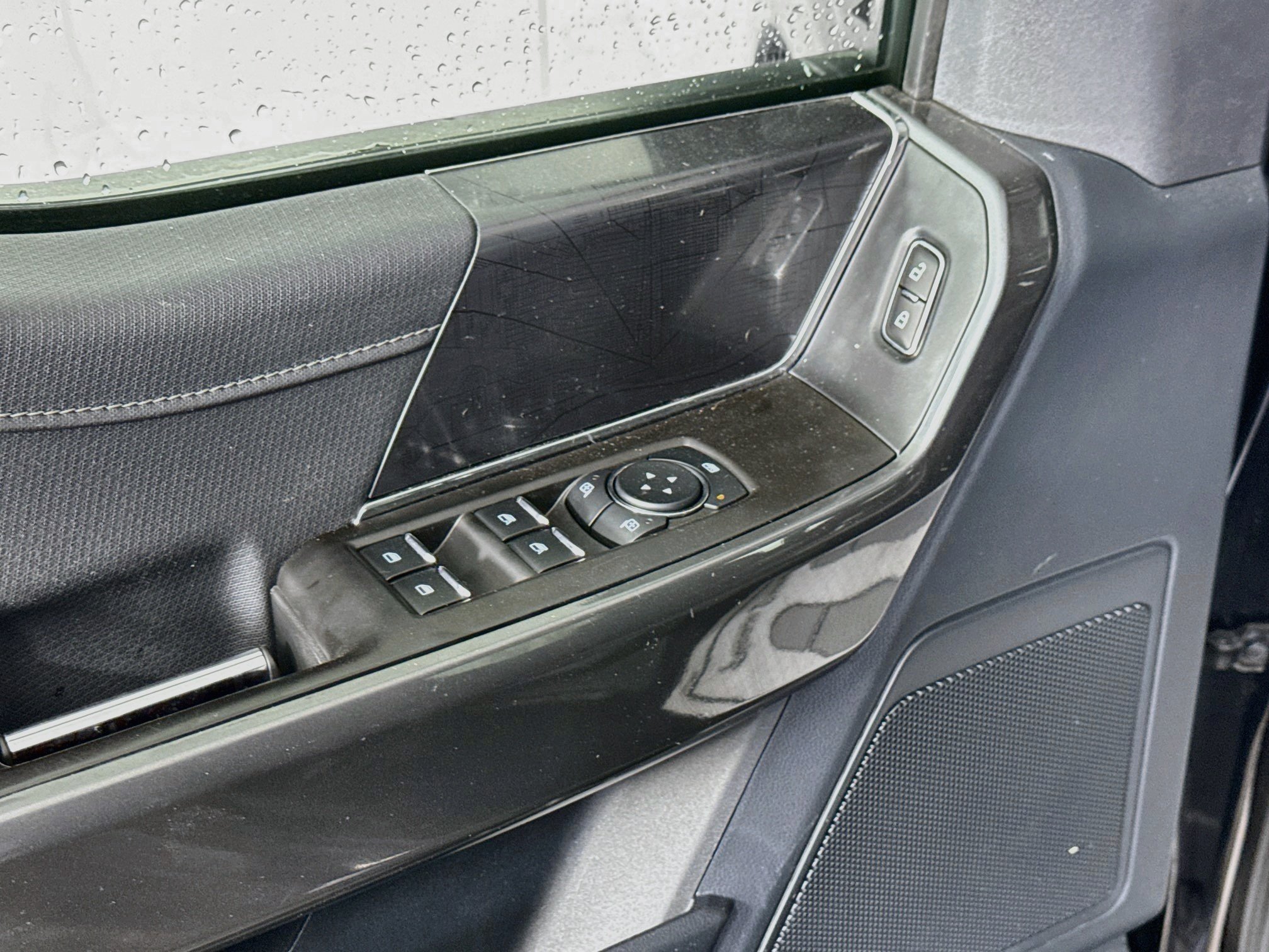 Used 2023 Agate Black Metallic Ford XLT image 18