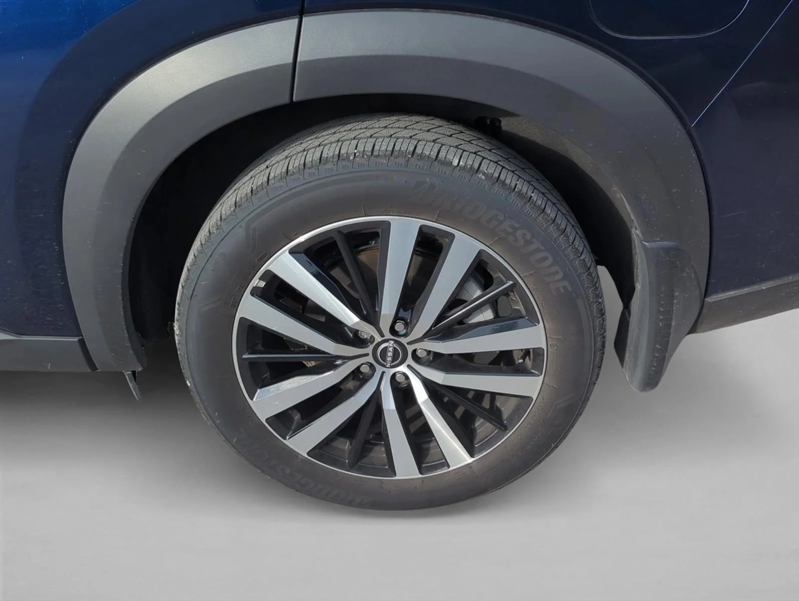 Used 2025 Deep Ocean Blue Pearl Nissan Platinum image 6