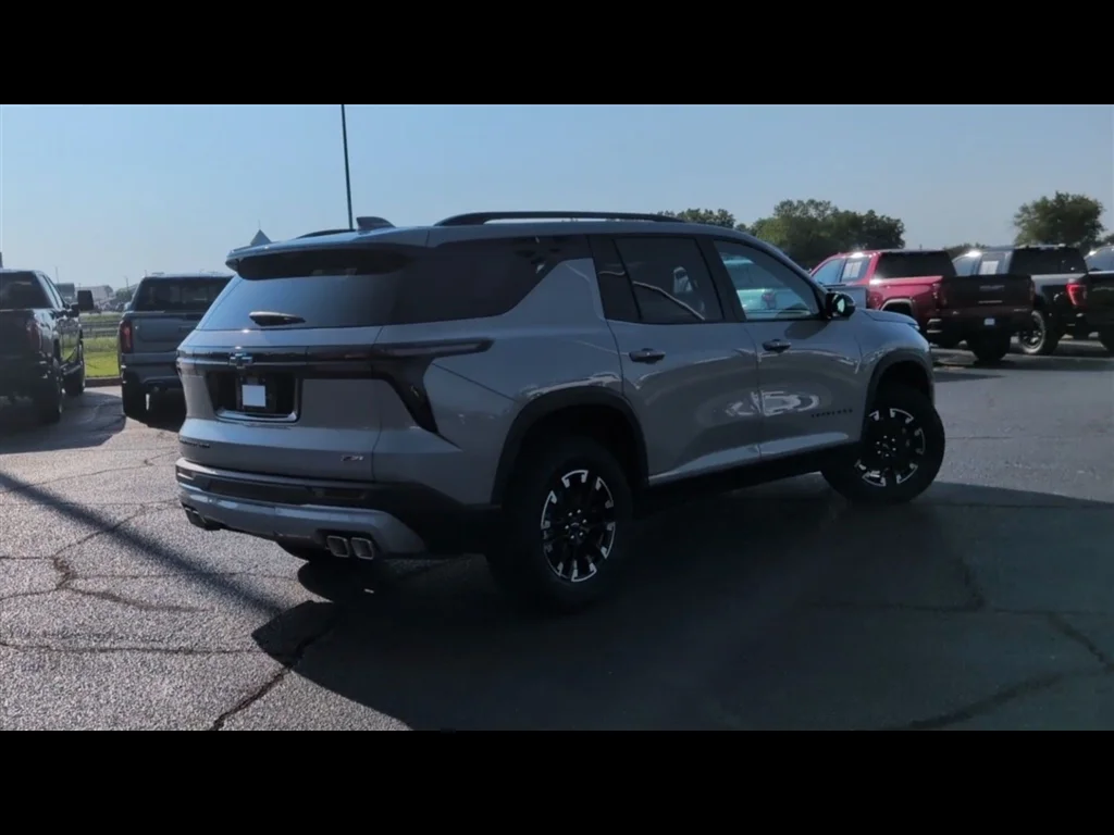 Used 2026 Sandstone Gray Chevrolet Z71 image 8