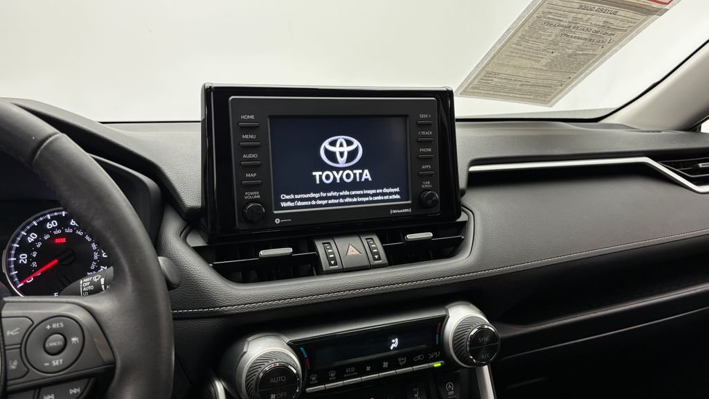 Used 2021 Red Toyota XLE Premium image 22
