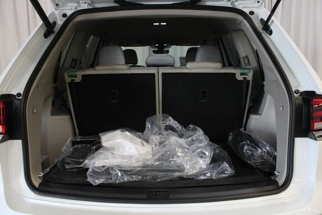 New 2026 White Volkswagen 2.0T SE image 29