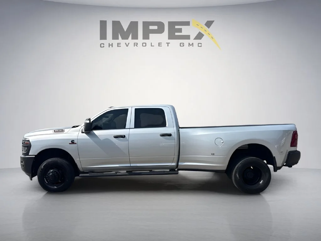 Used 2026 Silver Ram Tradesman image 2