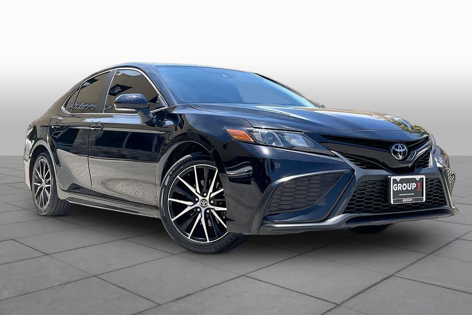 Used 2023 Midnight Black Metallic Toyota SE image 3