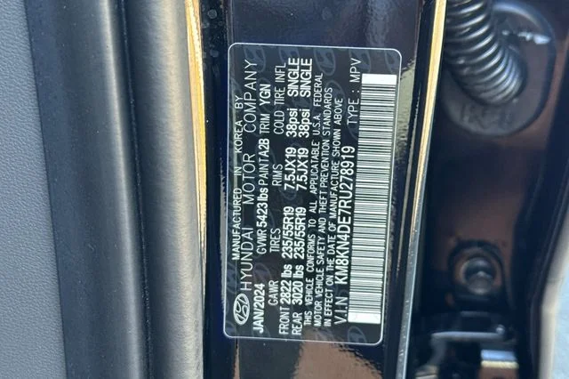Used 2024 Black Hyundai SEL image 36