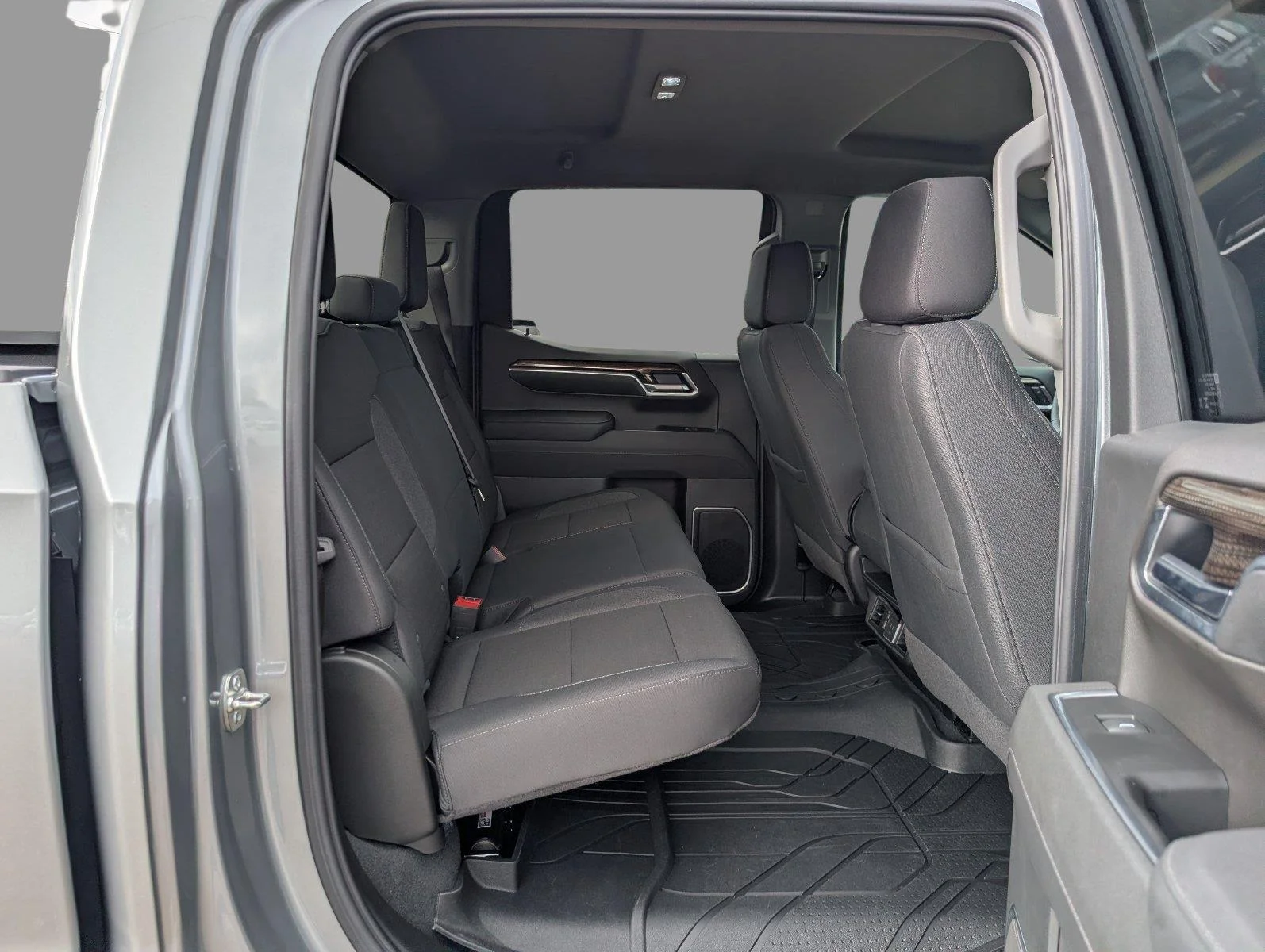 Used 2026 Sterling Gray Metallic Chevrolet RST image 18