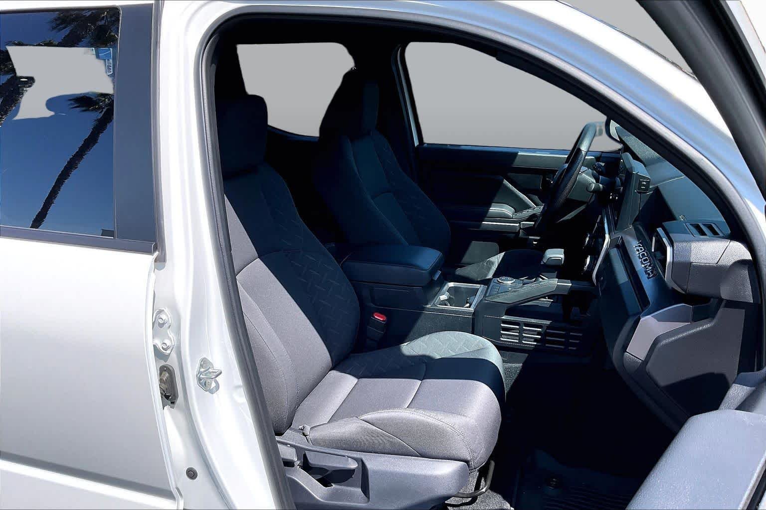 Used 2026 Ice Cap Toyota SR5 image 8