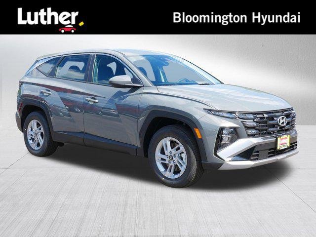 New 2026 Hampton Gray Hyundai SE image 1