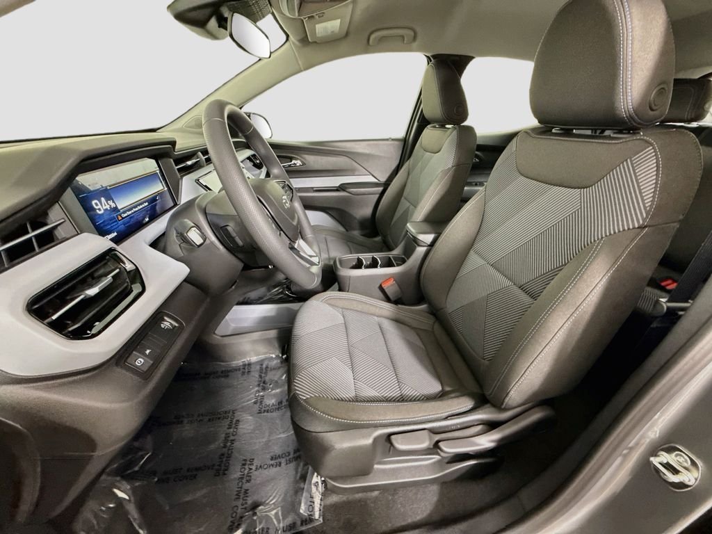 2027 Chevrolet Bolt LT - Photo 20