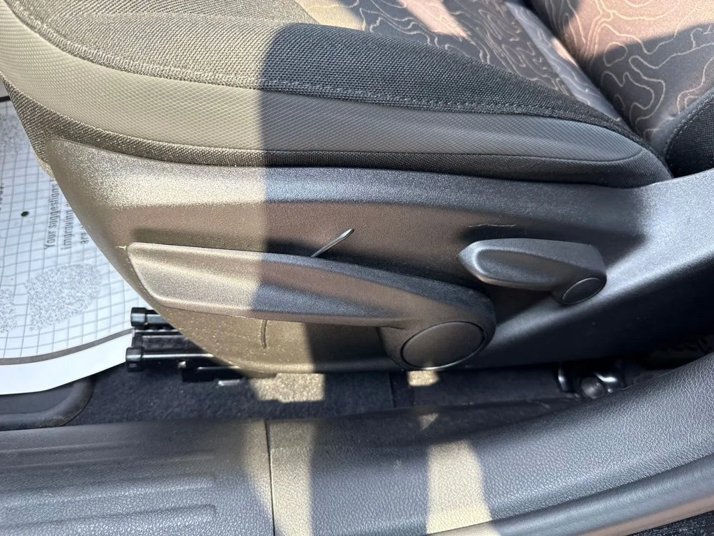 Used 2023 Black Jeep Latitude image 22