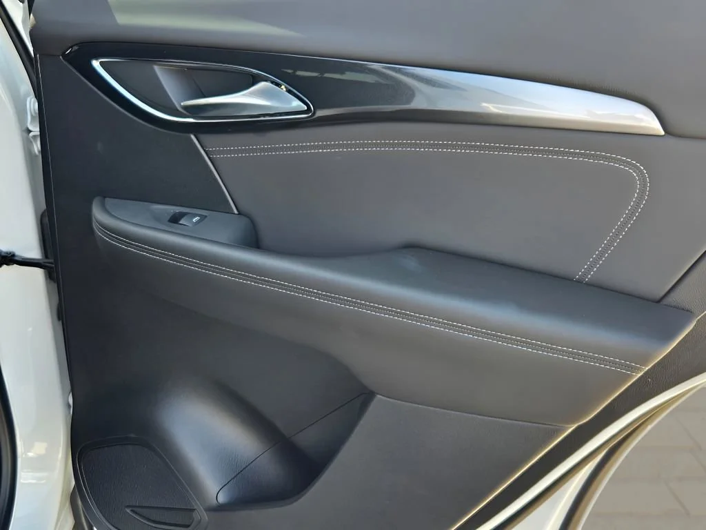2025 Buick Envision Preferred - Photo 13