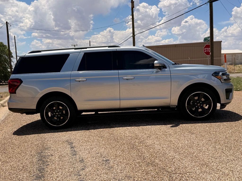 2023 Ford Expedition Limited MAX 4x4's photo