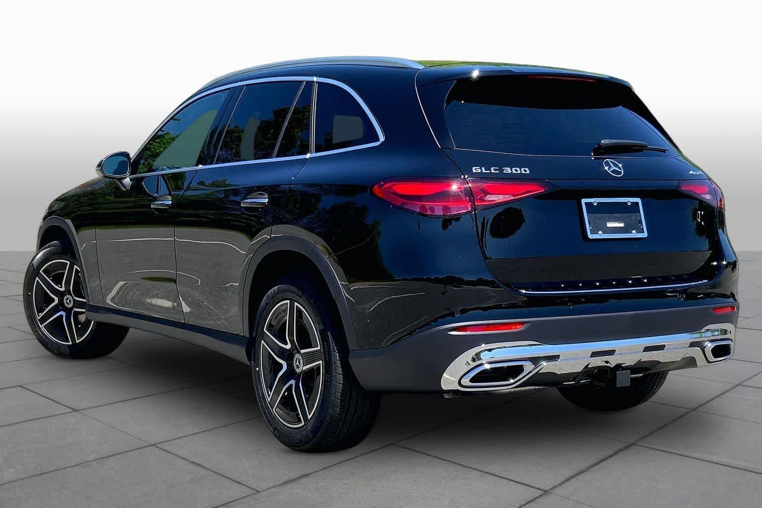 New 2026 Black Mercedes-Benz GLC 300 image 16