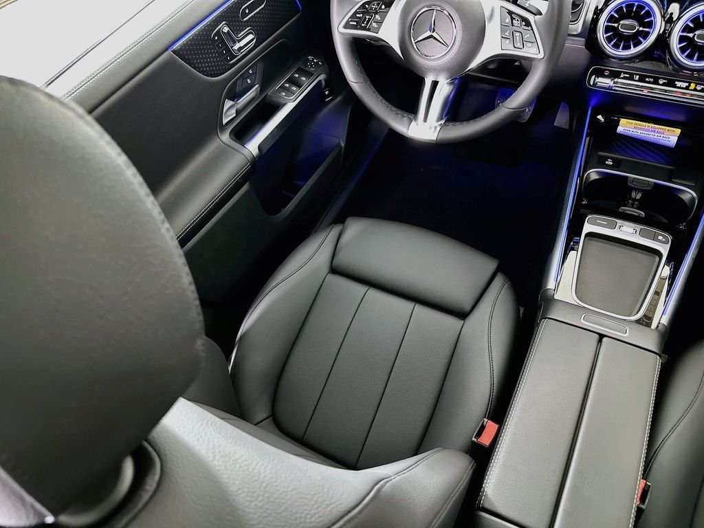 New 2026 Cirrus Silver Metallic Mercedes-Benz GLB 250 image 22