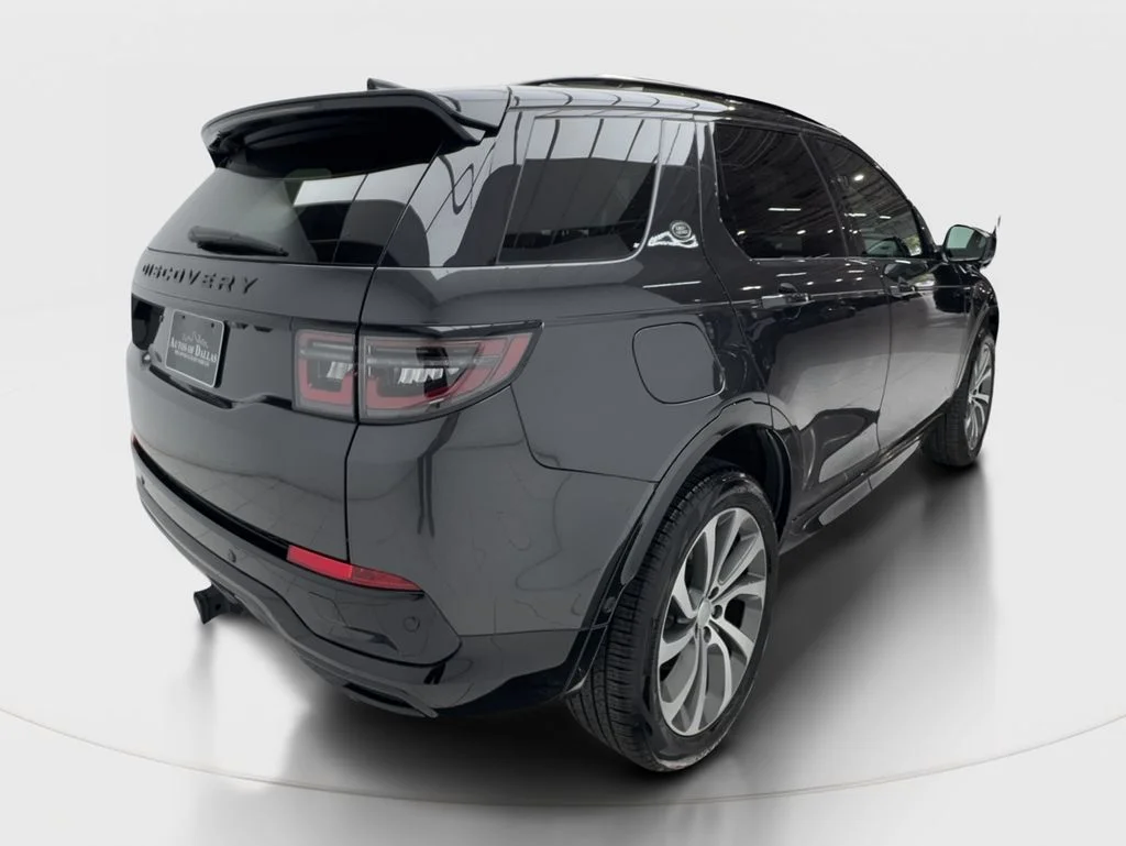 Used 2025 Gray Land Rover SE image 7