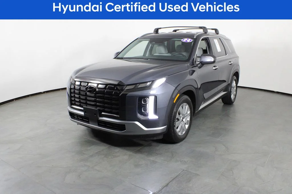 Used 2024 Gray Hyundai SEL image 2