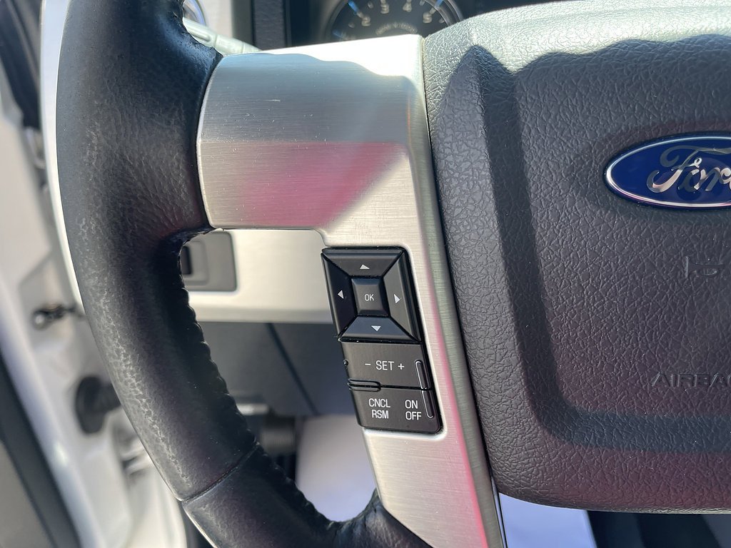 2013 Ford F-150 Platinum - Photo 24