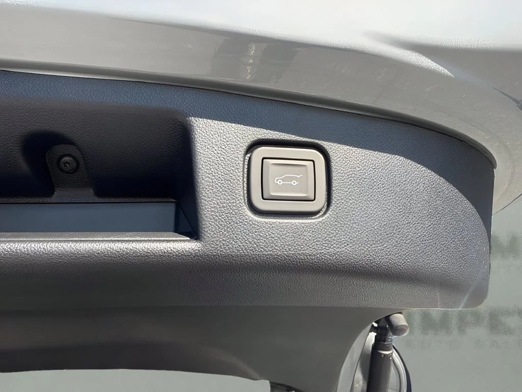 Used 2025 Silver Honda Touring image 26