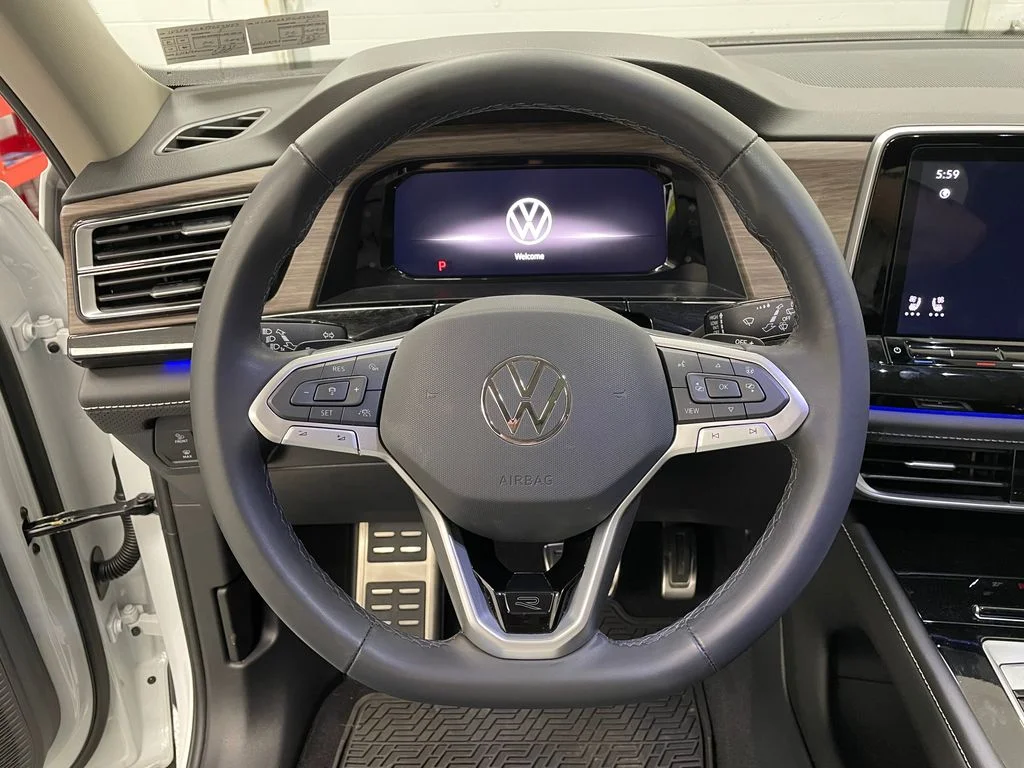 Used 2026 Opal White Pearl Volkswagen 2.0T SEL Premium R-Line image 6