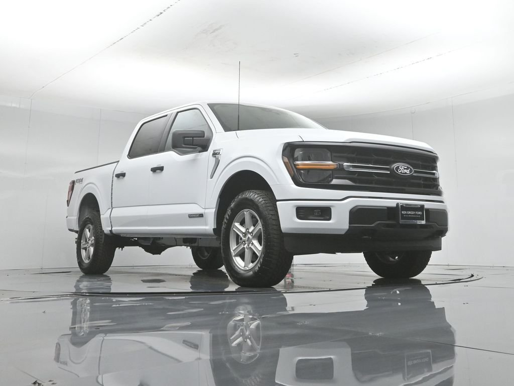 New 2026 Oxford White Ford XLT image 45