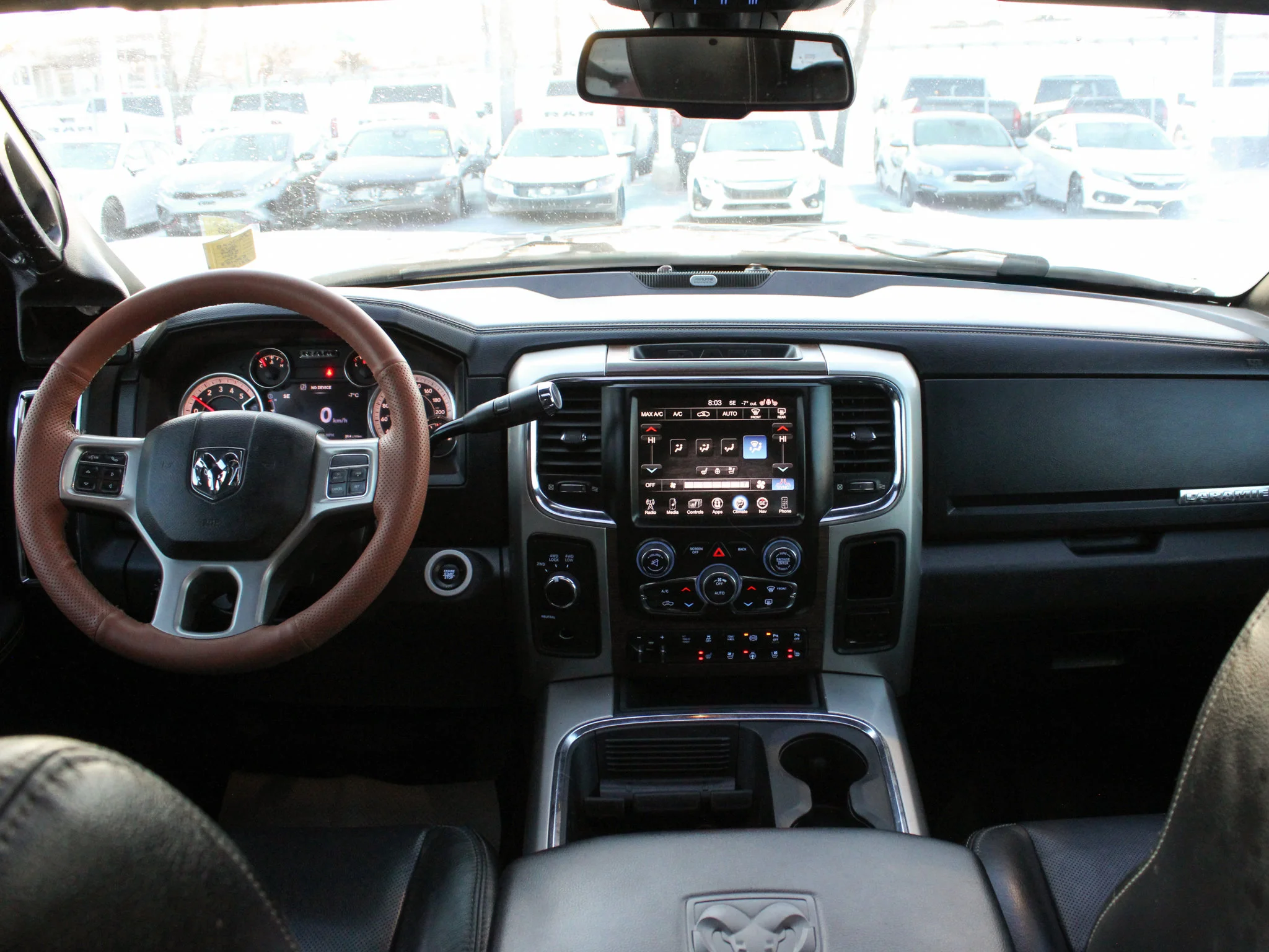 Used 2017 Red RAM Laramie * No Accidents | Cummins | 5th Wheel/Gooseneck | Remote start | Alpine image 4