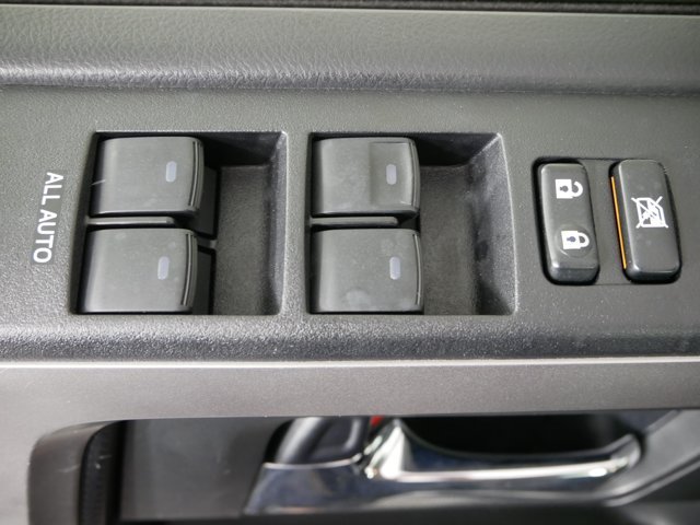 2019 Toyota 4Runner SR5 - Photo 24