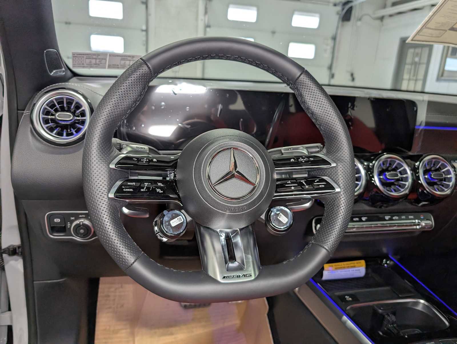 2026 Mercedes-Benz GLB AMG GLB 35 - Photo 33