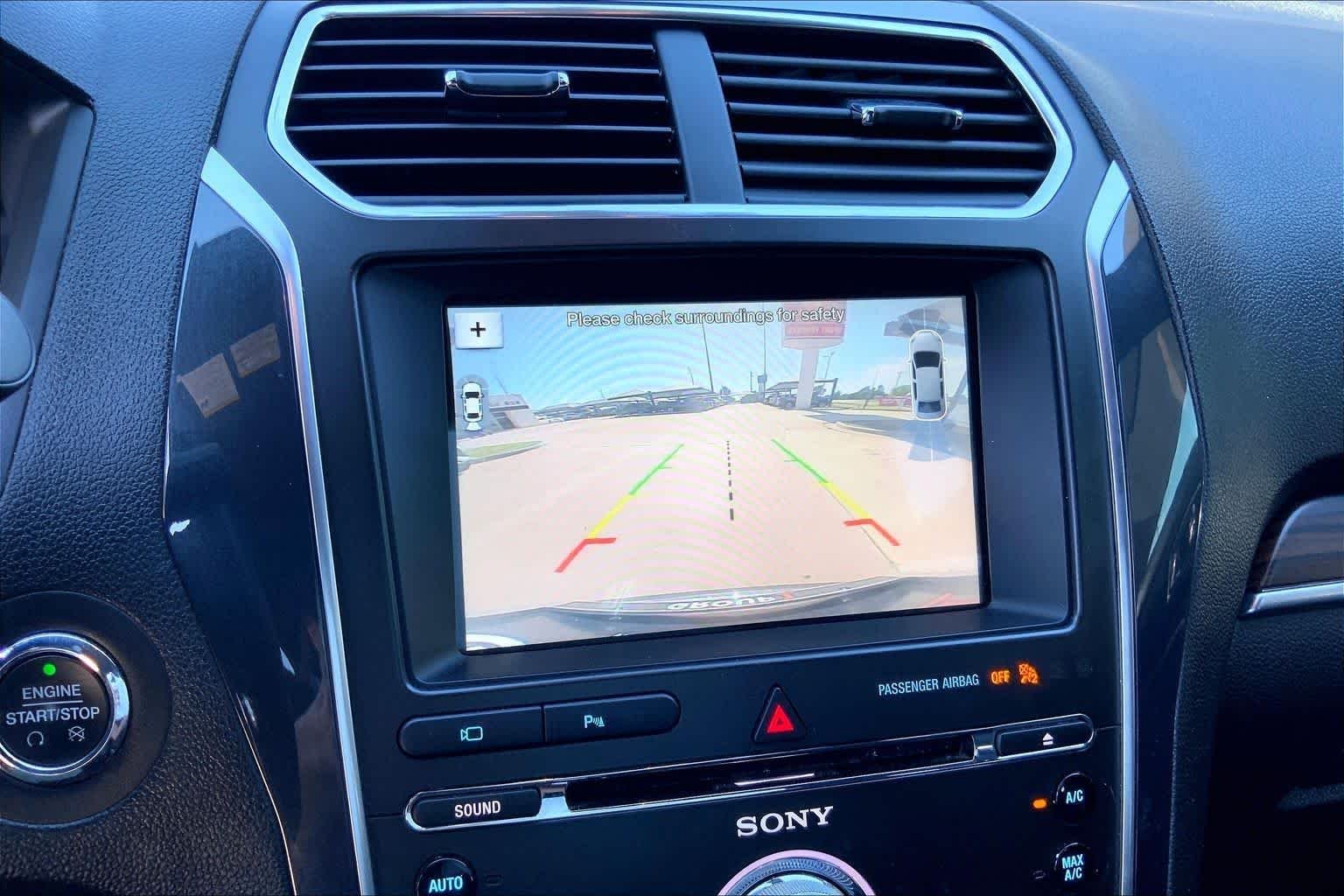 Used 2018 Magnetic Metallic Ford Limited image 25