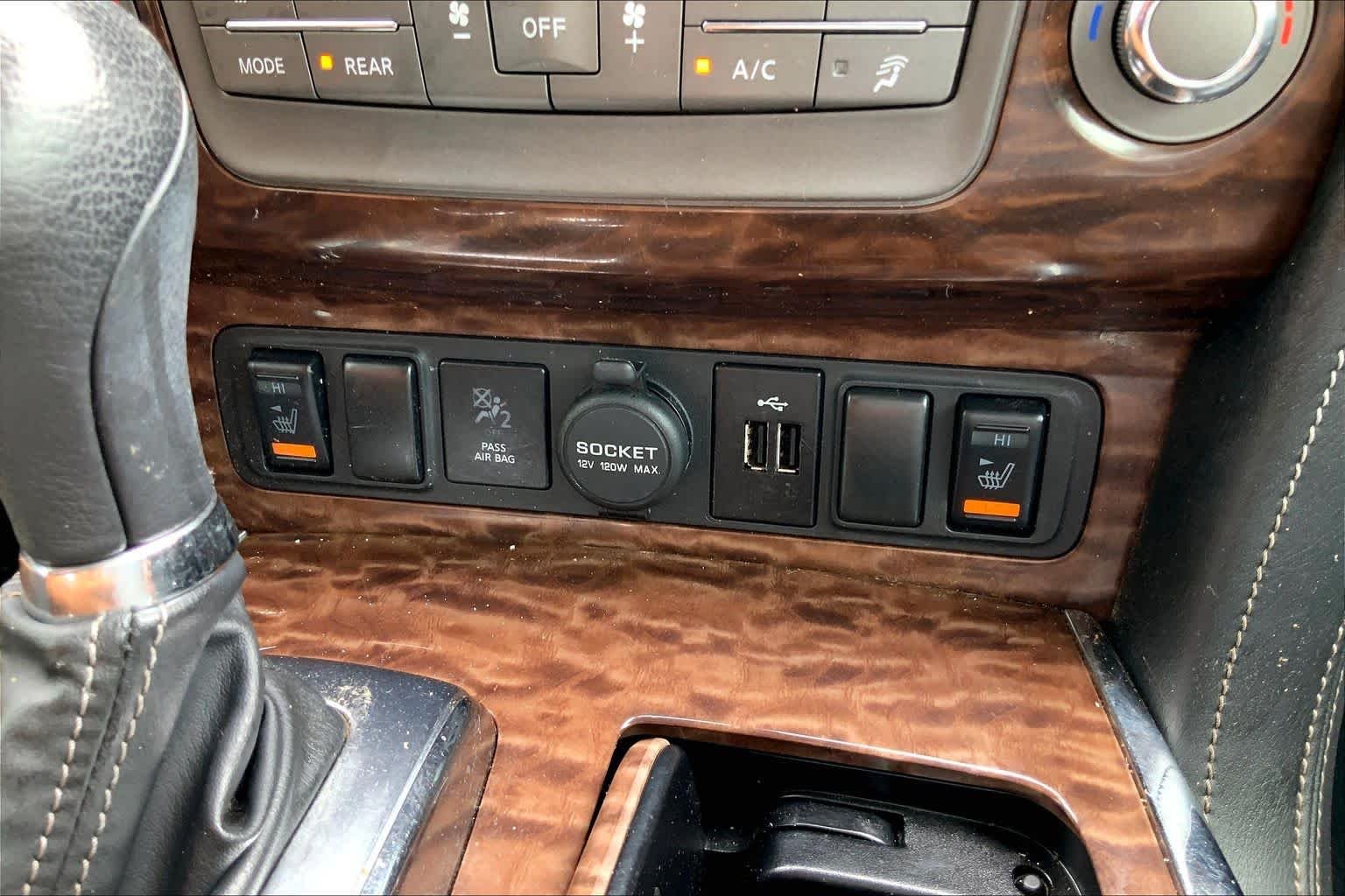 Used 2020 Gun Metallic Nissan SL image 28